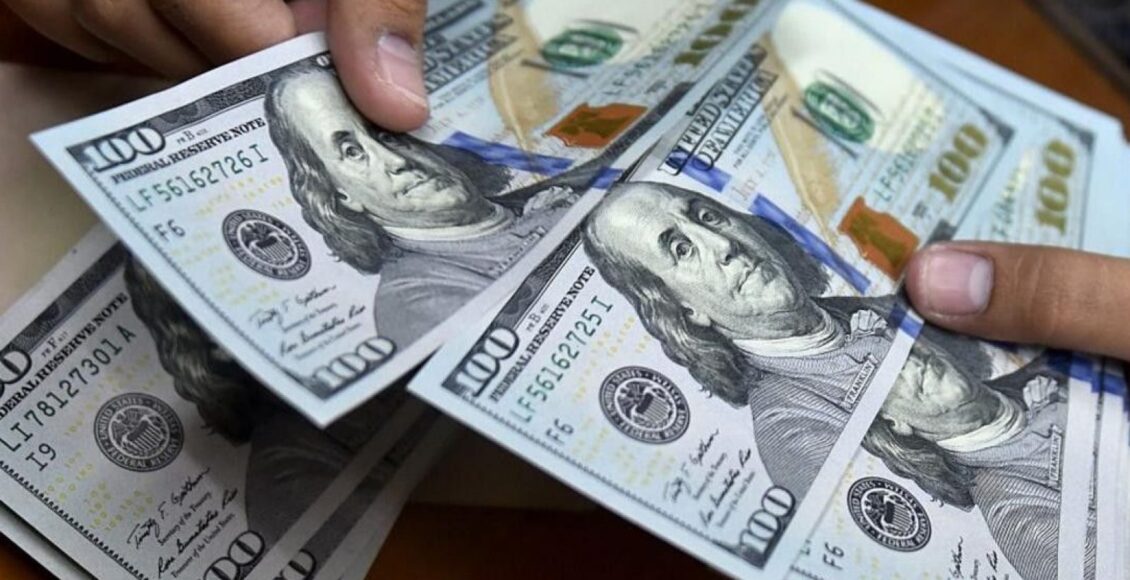 "بنكز مورنينج" ترصد أسباب تراجع الدولار
